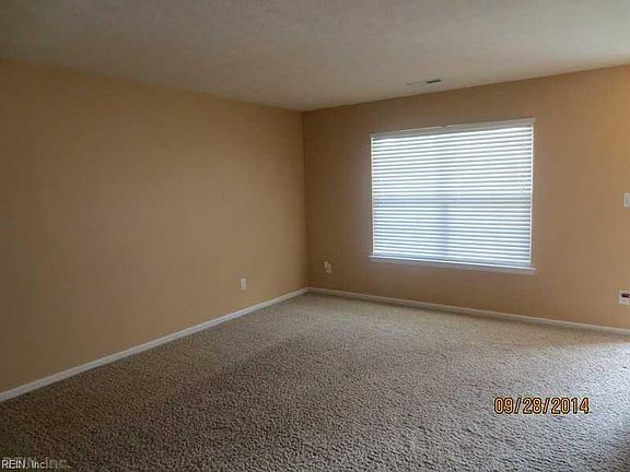 3rd image of 701 Princess Ct