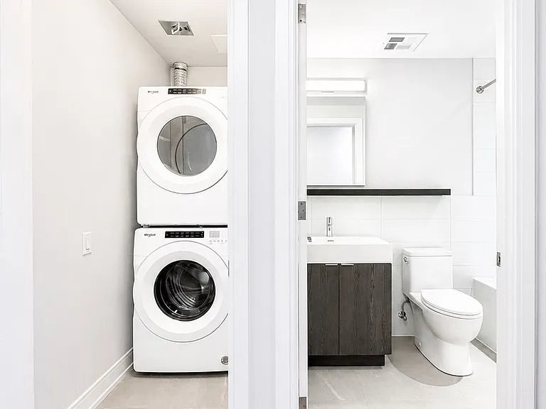 664 Spadina Ave #903 — Photo 9