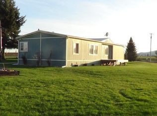 37512 N Spotted Rd, Clayton, WA 99110