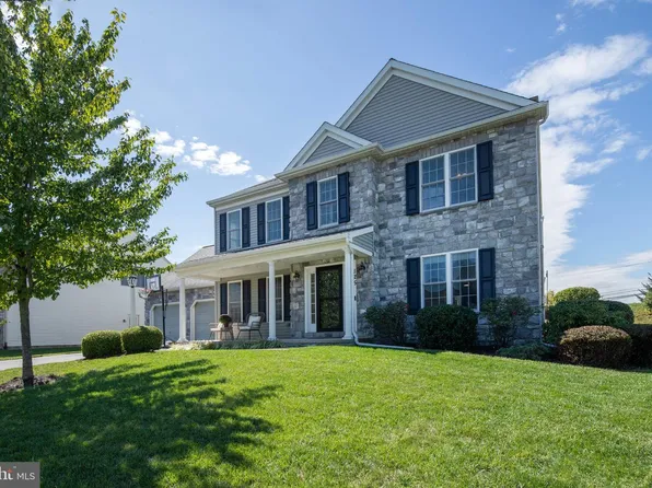 125 Whippoorwill Ln, Hummelstown, PA 17036
