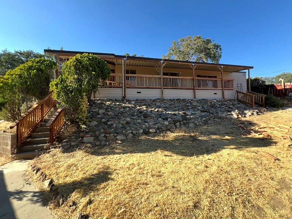 1st image of 25 Chaparral Ct