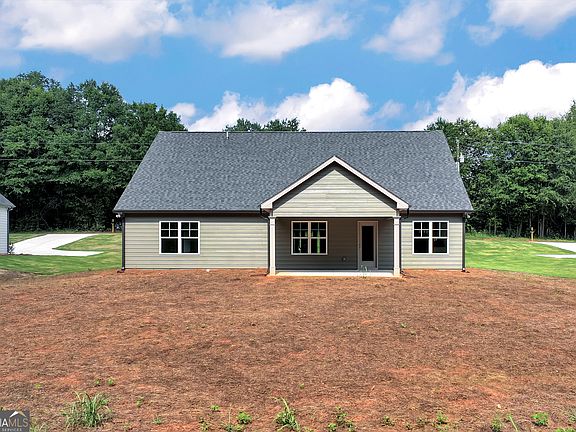 4th image of 418 Myles Way