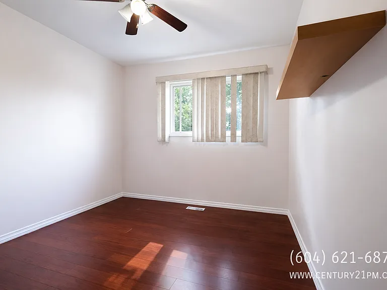 1940 Cordova Ct #UPPER — Photo 9