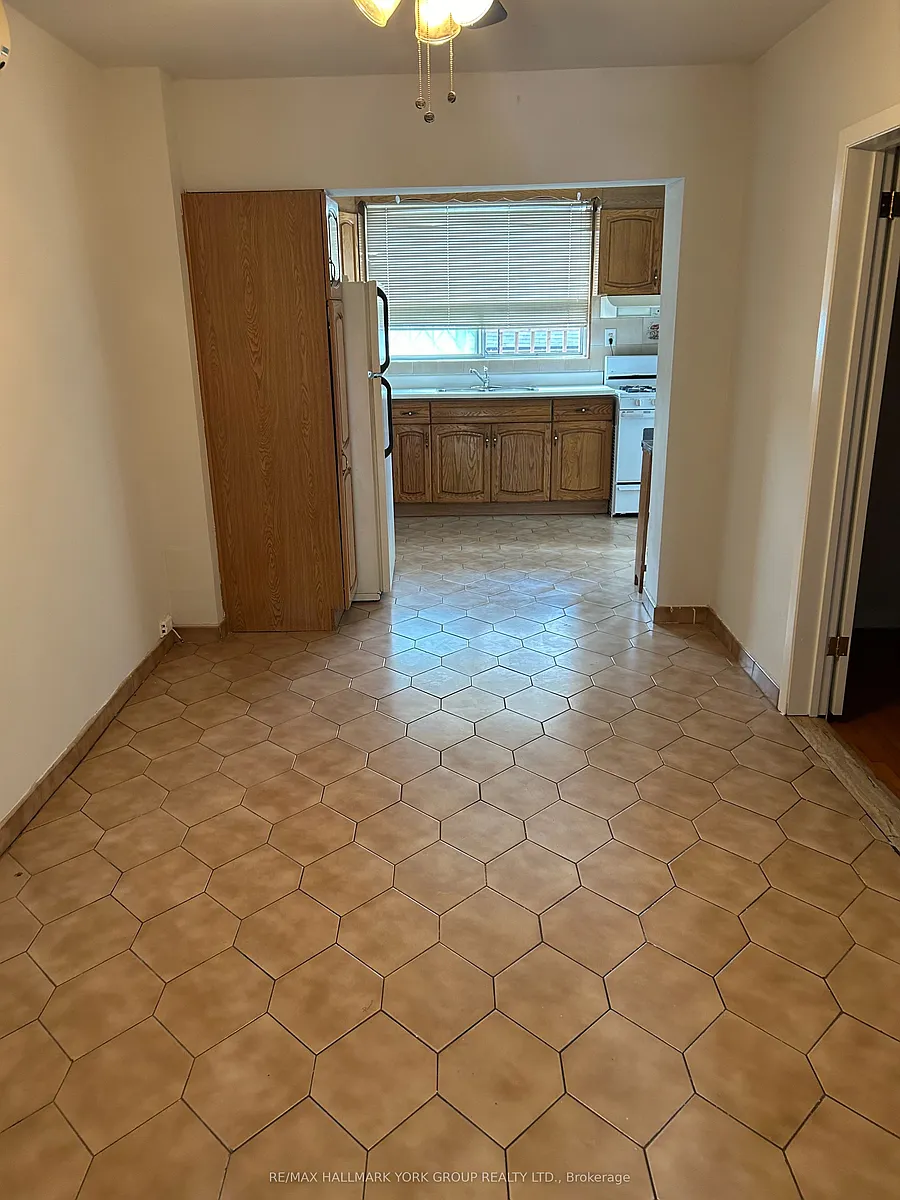 Building Photo - 472 Winona Dr #MAIN FL