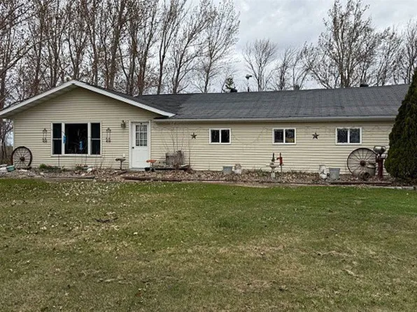 15256 280th St S #E, Mentor, MN 56736