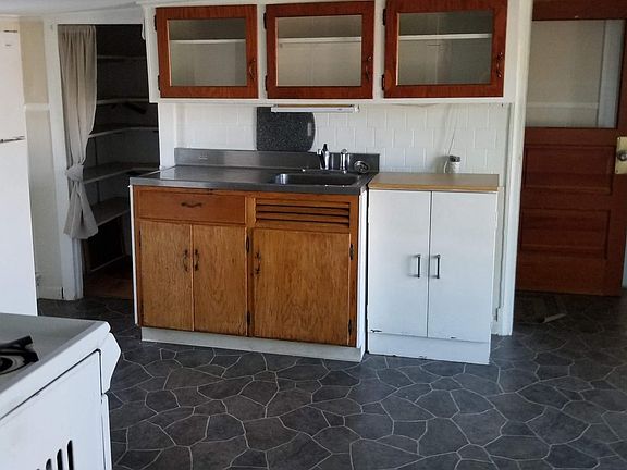 5th image of 518 Mary St #2