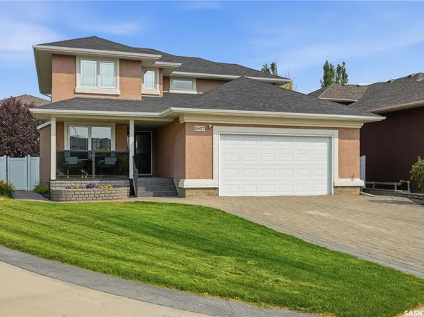 8607 Wascana Gardens LANE, Regina, SK S4V 1G1