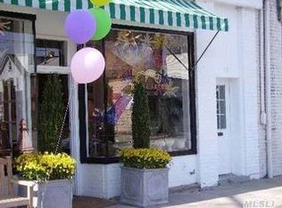 97 Audrey Ave APT 202, Oyster Bay, NY 11771