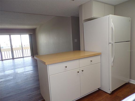 4th image of 1080 Bal Harbor Blvd Unit 4D