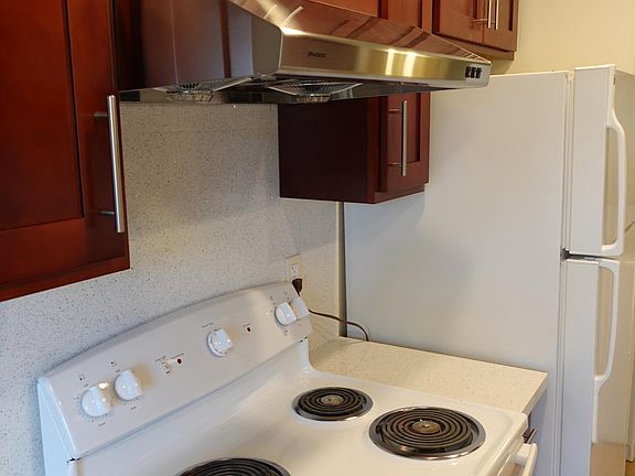5th image of 203 Arriba Dr #1