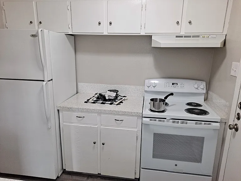 Hidden Park Apartments — Photo 42