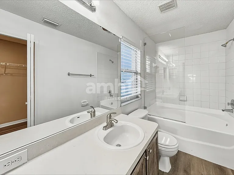 11806 Brenford Crest Dr — Photo 9