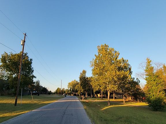 5th image of 5501 Camino Dos Lagos Dr