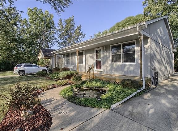 4th image of 34255 Genereaux St