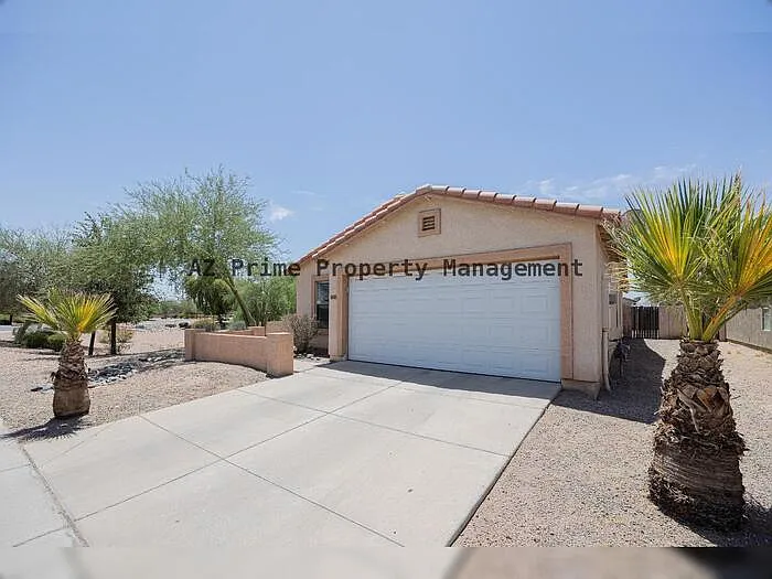 6413 W Elwood St — Photo 3