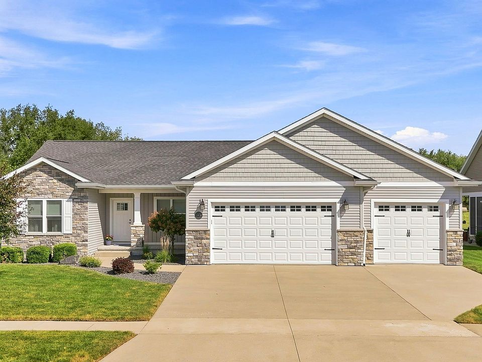 1st image of 2616 Lavender Ln