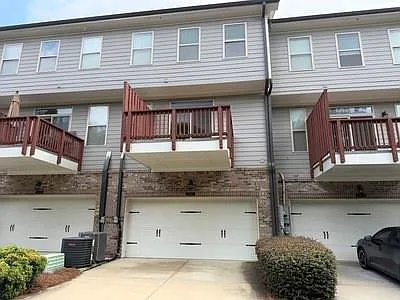 4292 Tacoma Trce — Photo 32