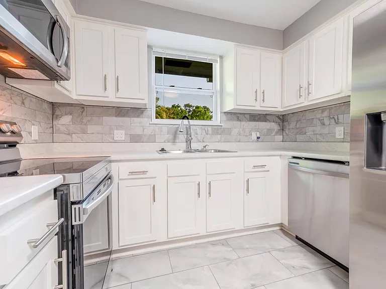 1532 Leestan Ct — Photo 7