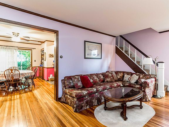 4th image of 83 Driscoll Ave