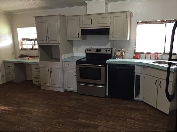 5th image of 12111 Glenhill Dr