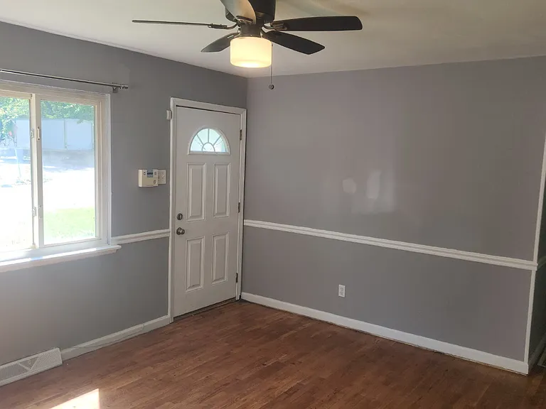 10501 Baron Dr — Photo 5