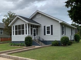 34 Lawrence St, Lyman, SC 29365