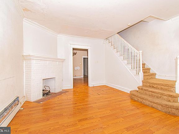 2nd image of 6904 Ogontz Ave