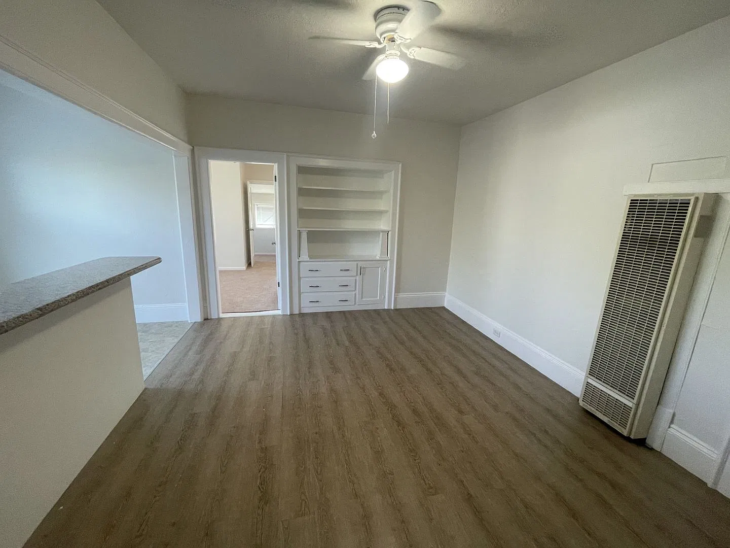 Adorable 2 bedroom 1 bath apartment — Photo 4