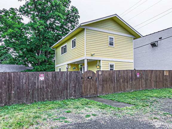 2nd image of 106 2nd Street NE