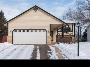 10105 Upper 205th St W, Lakeville, MN 55044