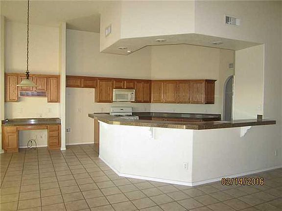 3rd image of 13578 Emerald Coast Ln