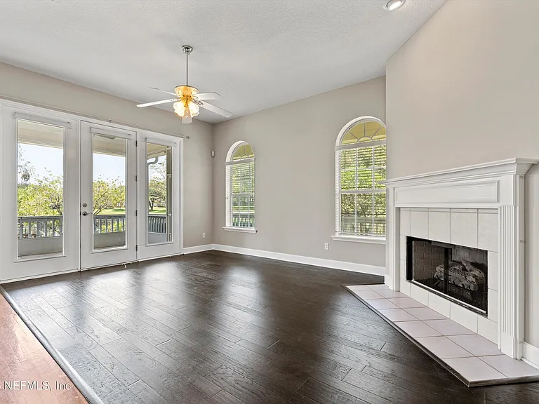 7610 Sentry Oak Cir W — Photo 10