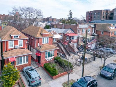 2121 E 17th St, Brooklyn, NY, 11229