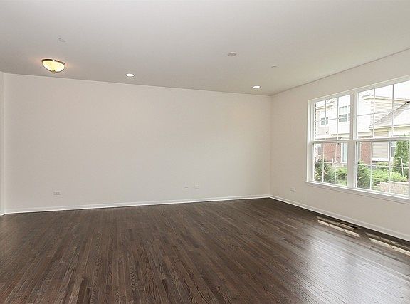 4th image of 927 Paisley Ln Lot 3.05