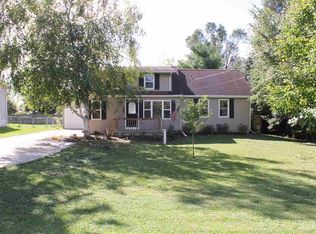 428 E Clinton St, Vernon, MI 48476