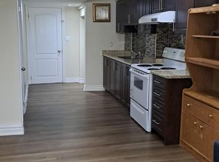 3253 Edwyna Dr #Basement, Mississauga, ON L5M 0V2