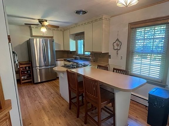 3rd image of 50 Lakewood Ter