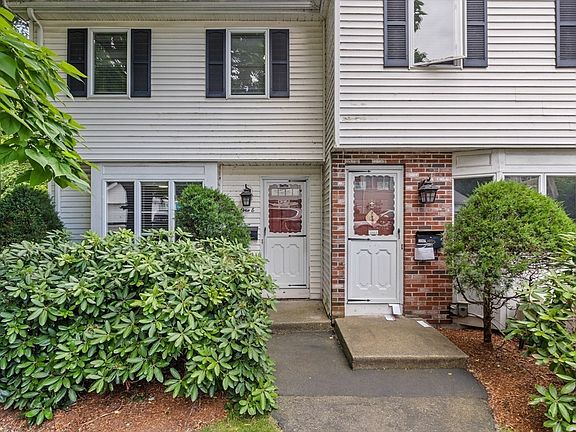 4th image of 1 Traverse St #E