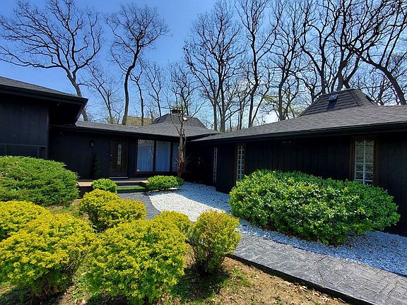 5th image of 6732 Squire Ln