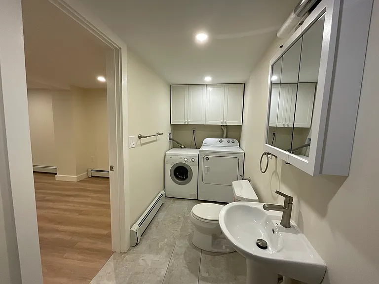 49 Irving St #3 — Photo 12