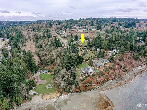 3rd image of 26797 Edgewater Boulevard NW