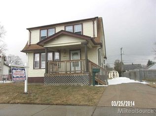 29421 Kelly Rd, Roseville, MI 48066