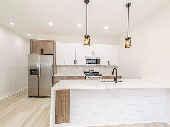 2nd image of 1056 N Central Park Ave #G