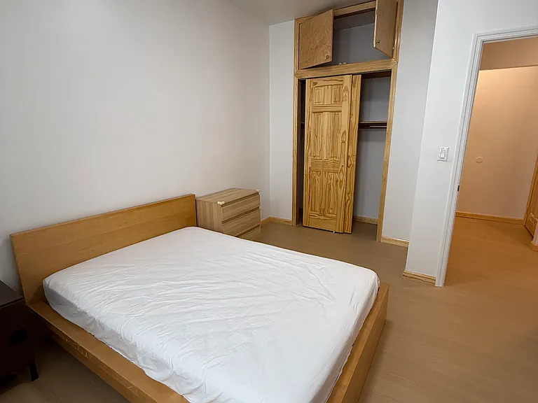42 Clara St #2 — Photo 2