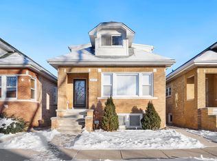 3829 N Newcastle Ave, Chicago, IL