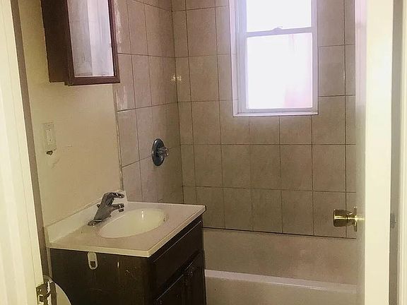 2nd image of 236 Lexington Ave #1-A