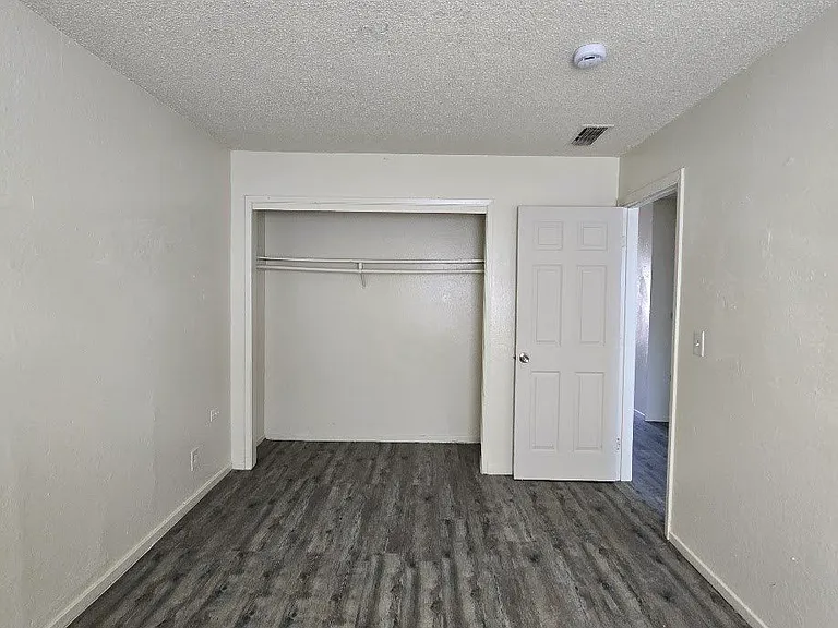 4240 E Clay Ave #1 — Photo 15