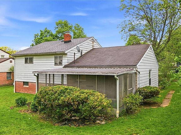 4th image of 2534 Sierra Dr