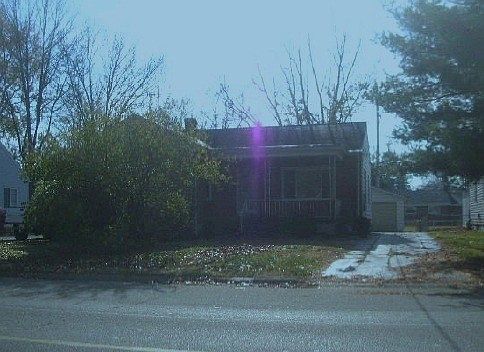 1st image of 61 Parkside Ave