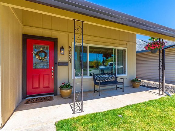 5th image of 8021 Alma Mesa Way